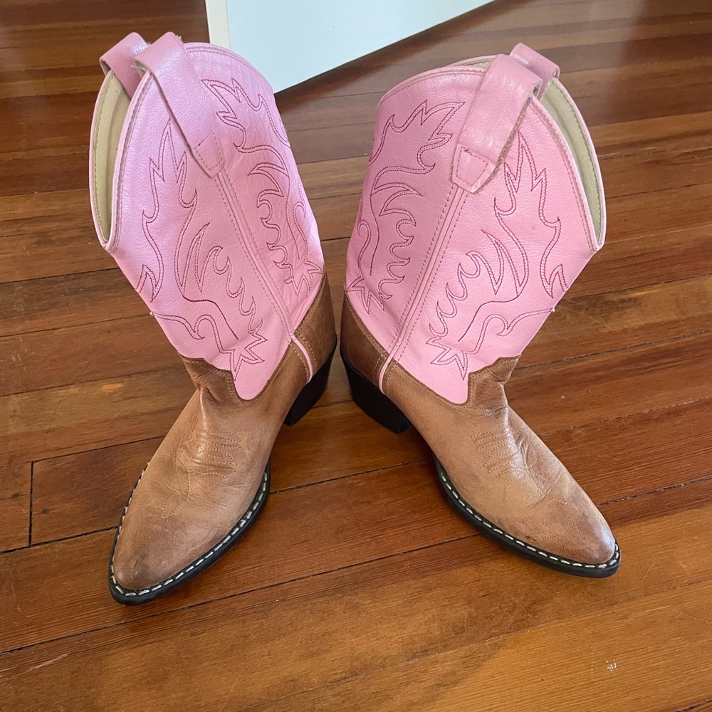 Old West Girls Leather Stitched Cowboy Boots, Size 2